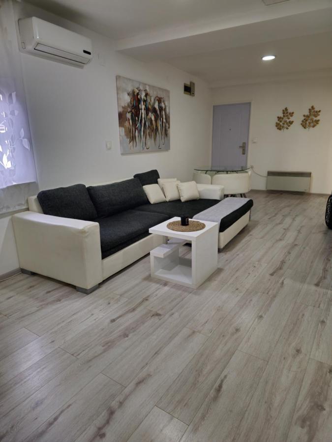 Apartment Aria Vinkovci Εξωτερικό φωτογραφία